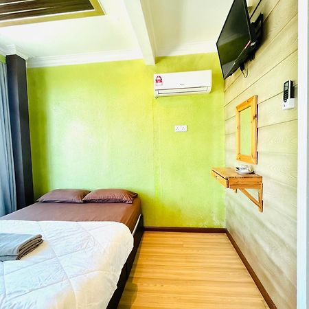 Suza Hostel Tumpat ภายนอก รูปภาพ