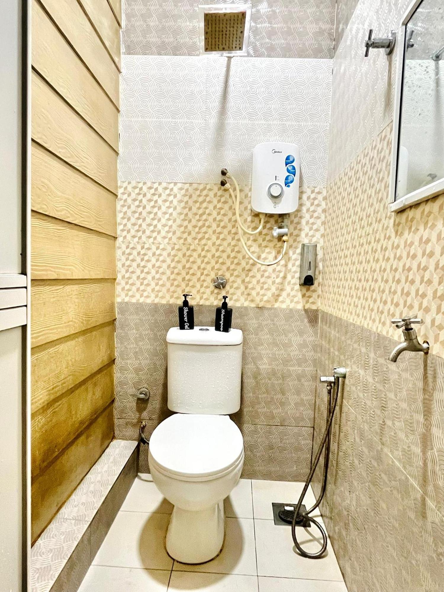 Suza Hostel Tumpat ภายนอก รูปภาพ