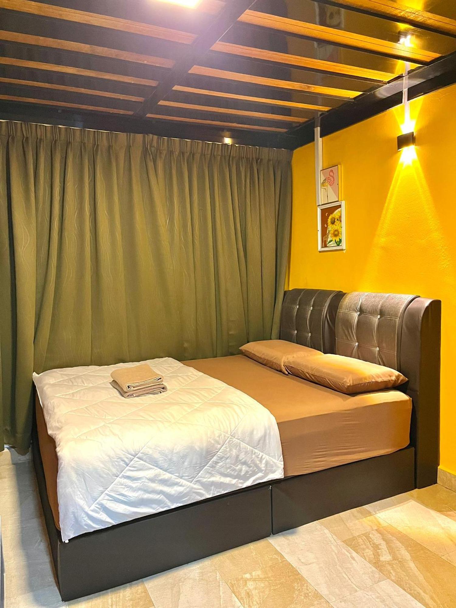 Suza Hostel Tumpat ภายนอก รูปภาพ